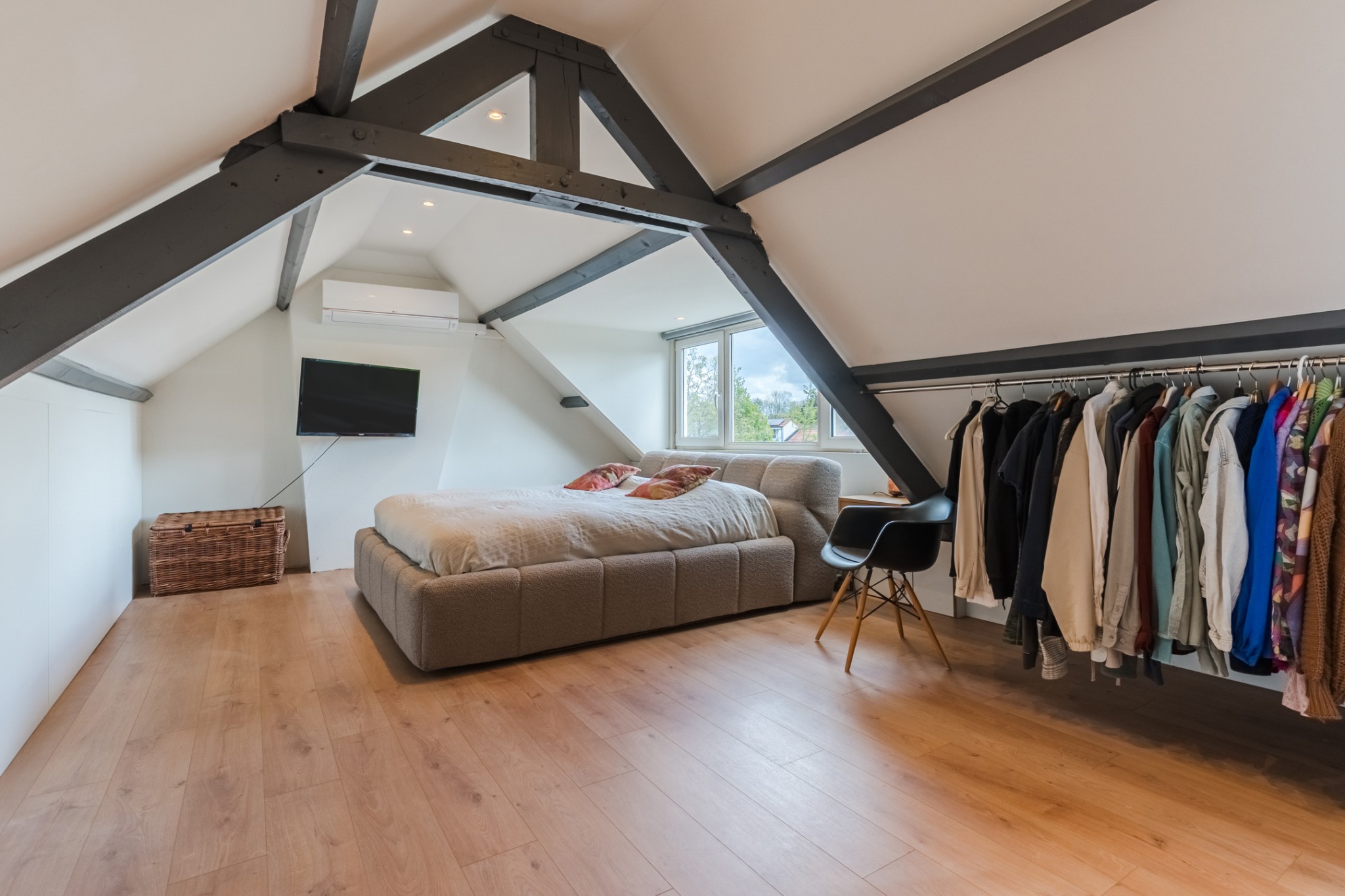 Beneden Beekloop 70, Geldrop